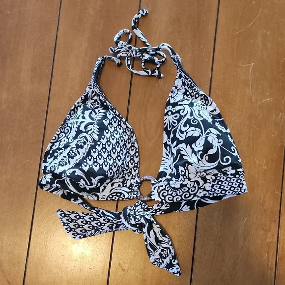 Halter Bikini Top with Ring Detail/lightly Padded - Picture 1 of 2